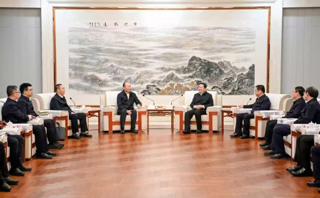 莫鼎革拜會遼寧省委書記郝鵬、省長王新偉